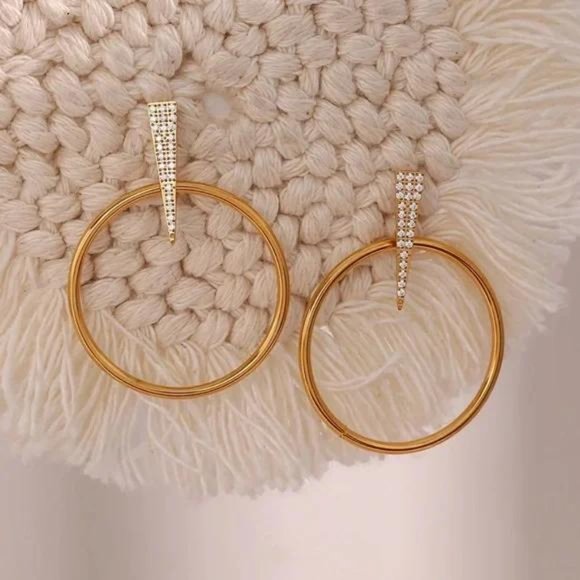 New Luxury 18K Gold Hoop Stud Earrings, NICE EARRINGS, CUTE EARRINGS - Picture 2 of 6